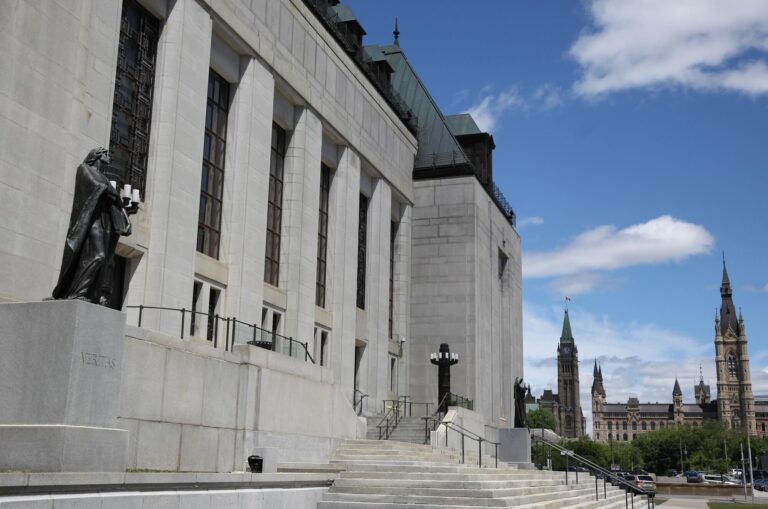 La Cour suprême du Canada.