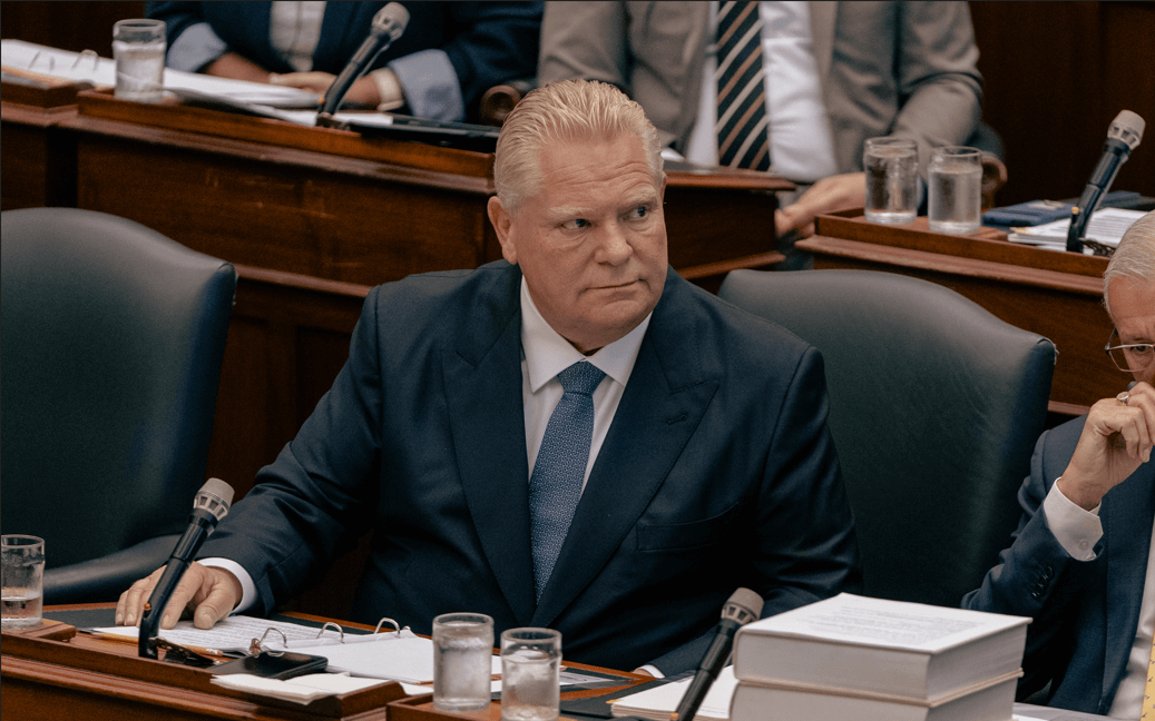 Le gouvernement Ford retirera sa publicité avec Ronald Reagan, vivement critiquée par Donald Trump