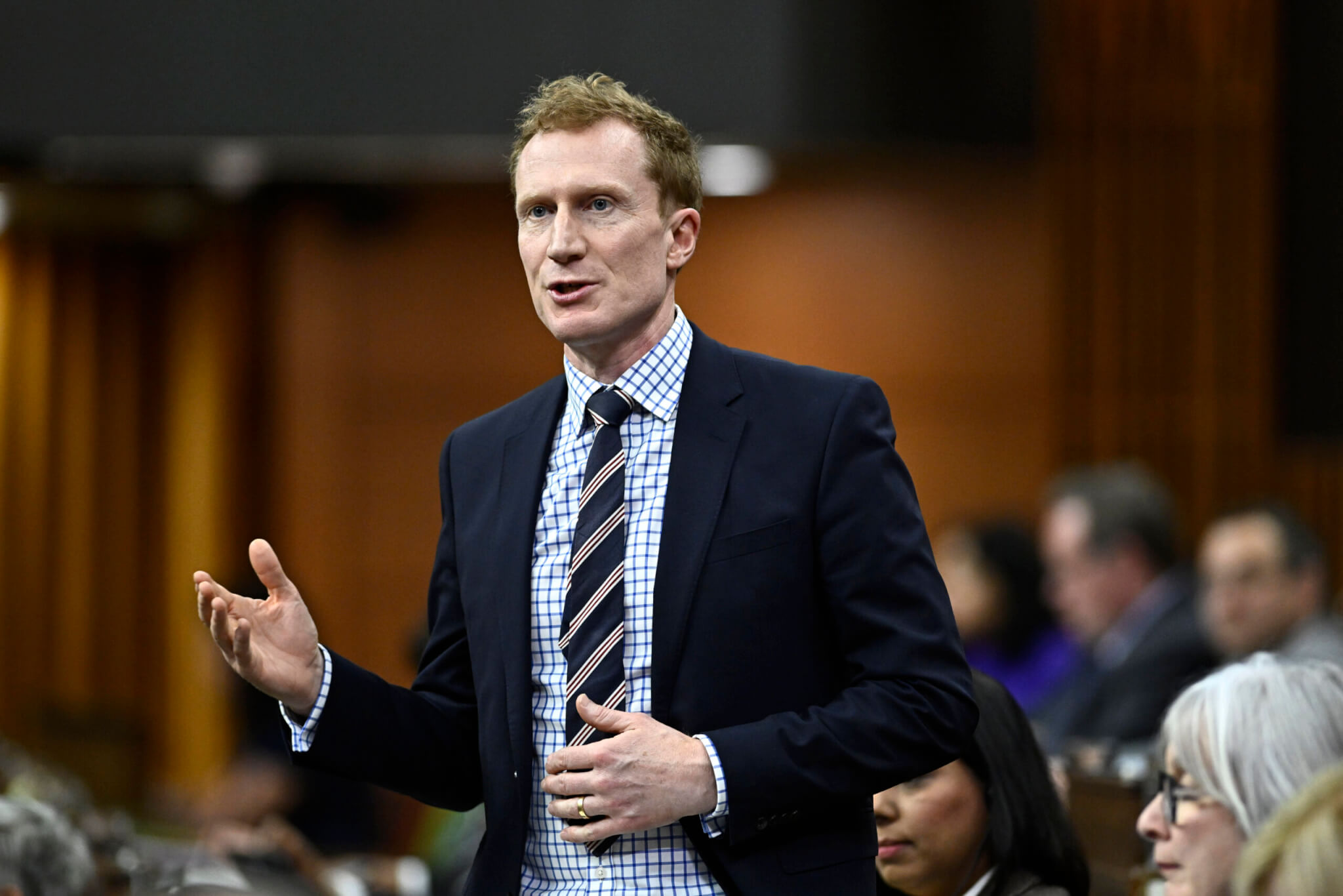 Déclin du français : Marc Miller appelle à « faire un effort supplémentaire »