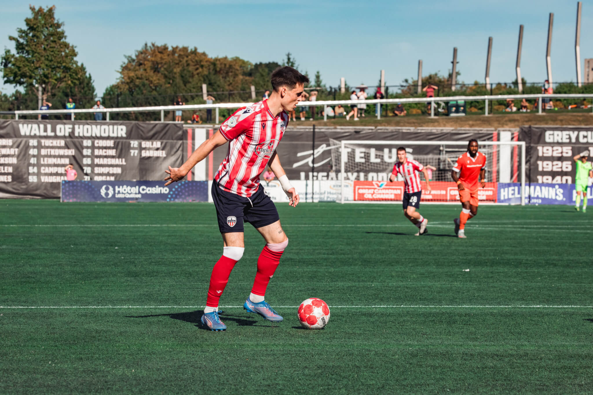 Porté par sa jeunesse et une attaque prolifique, l’Atlético Ottawa vise une fin de saison historique