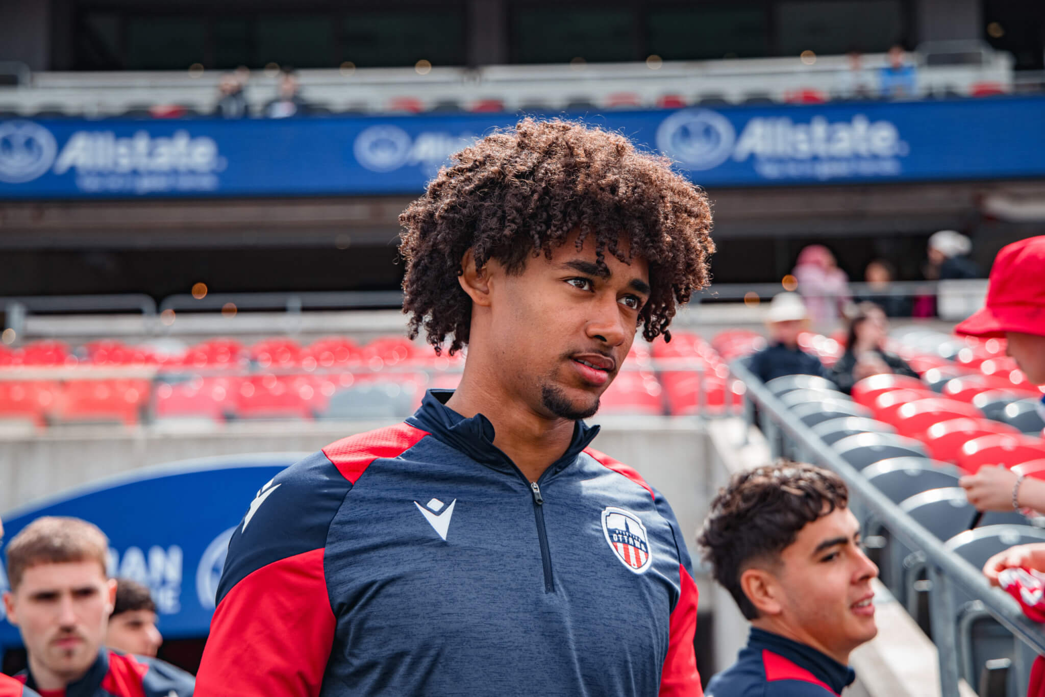 Soccer&nbsp;: «&nbsp;Je suis heureux de revenir&nbsp;», Duhaney-Walker poursuit l’aventure avec l’Atlético Ottawa