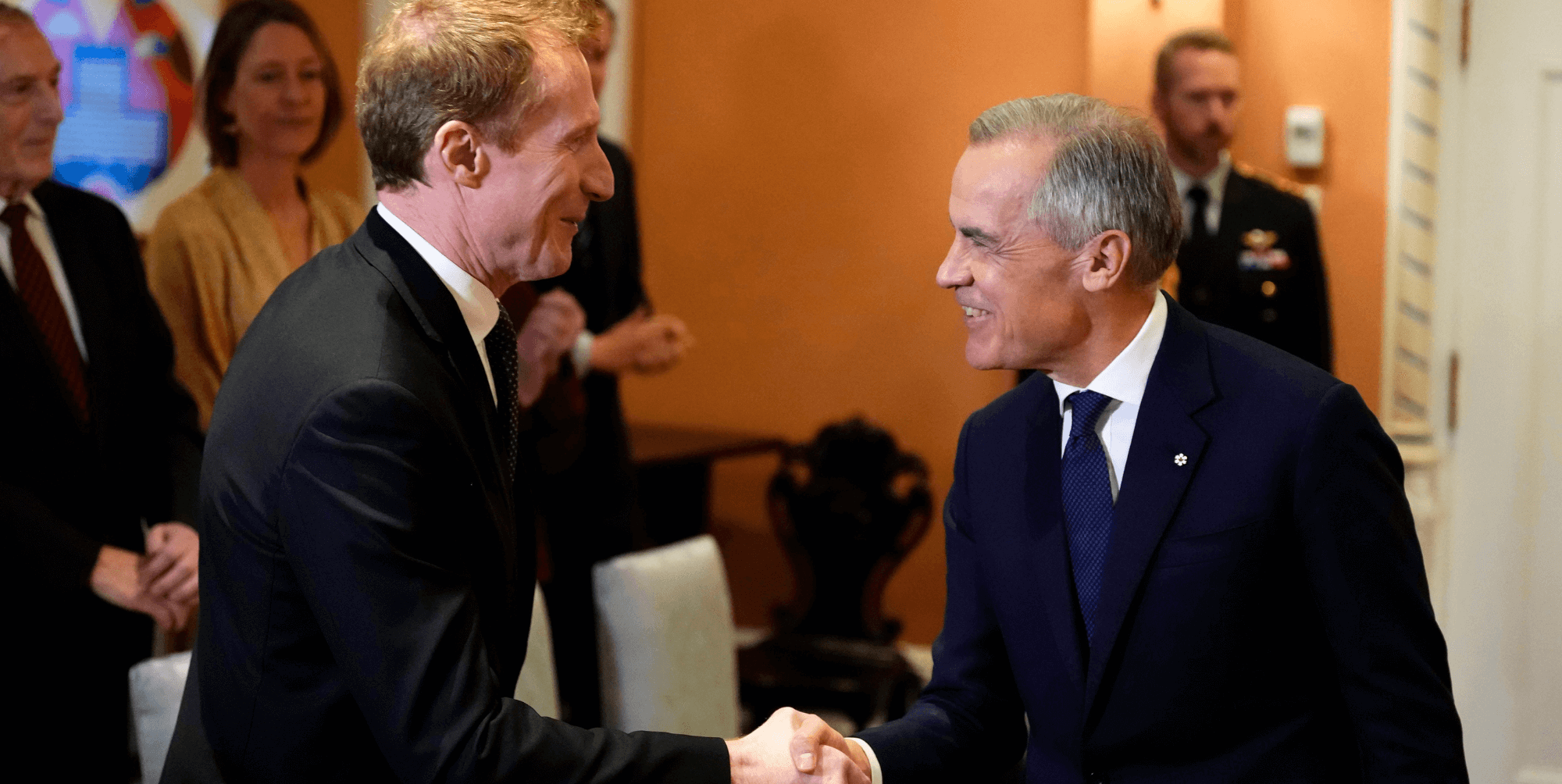 Le français de Mark Carney s’est «&nbsp;amélioré immensément&nbsp;», selon Marc Miller