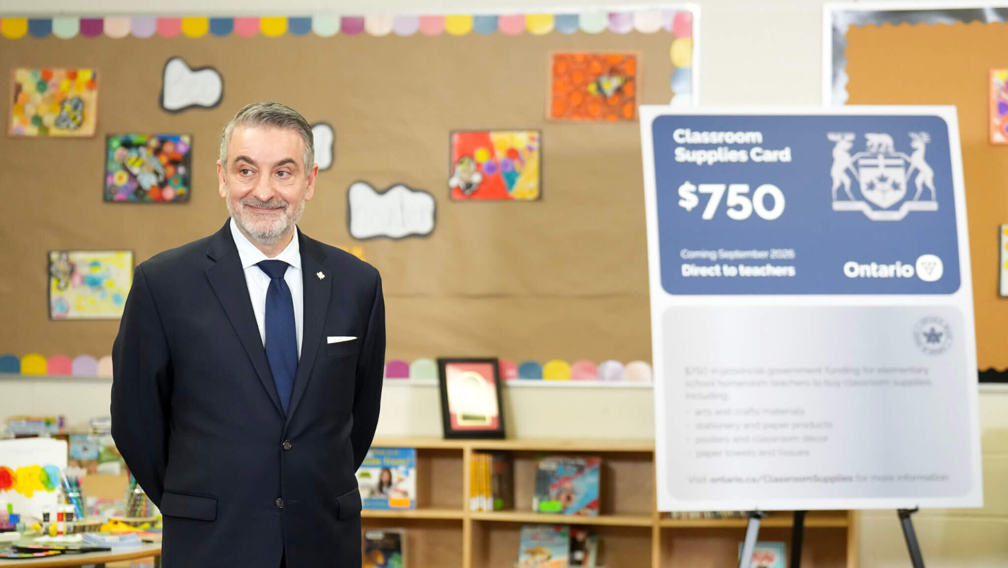 Une enveloppe annuelle de 750&nbsp;$ octroyée aux enseignants pour la salle de classe